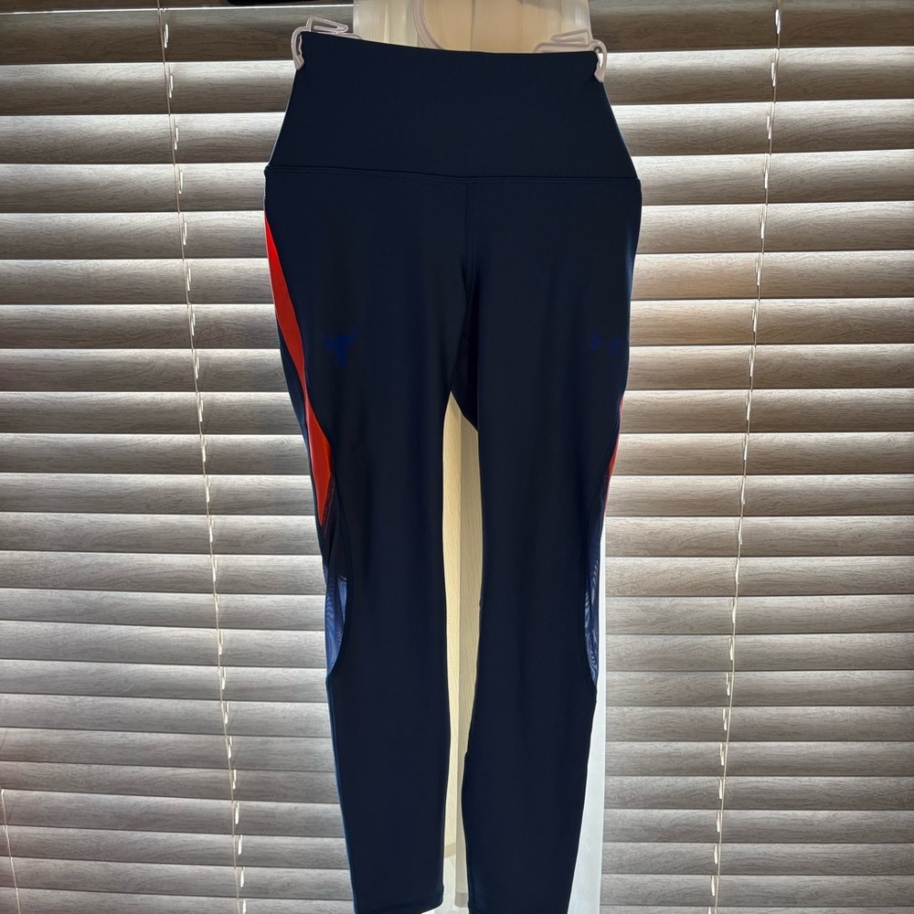 Under Armour Project Rock HeatGear Leggings – Women’s Small, Navy Blue